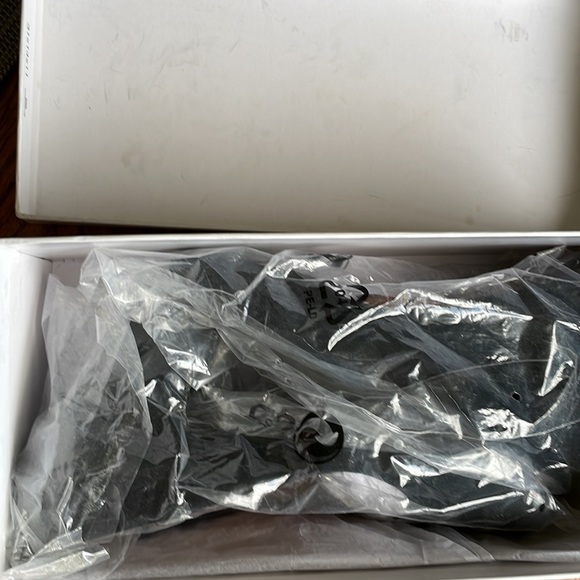 & Other Stories Black Dark Suede Shoes with Heels - Picture 12 of 12